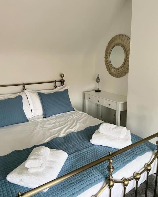 Award Winning Pet Friendly Paddock Cottage Whitby Exterior foto